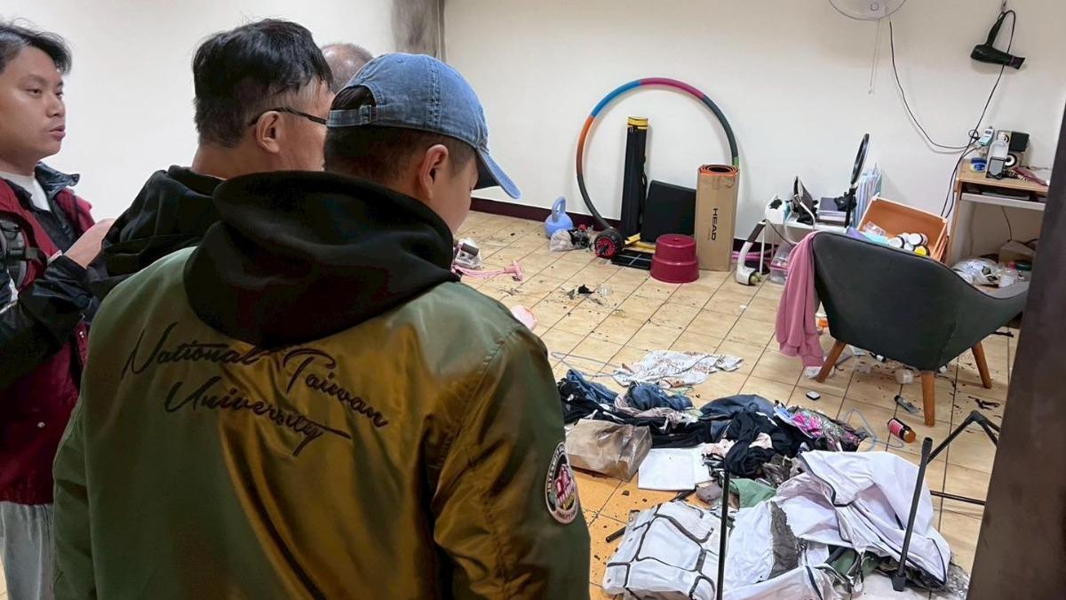 新北市泰山區泰林路某公寓發生氣爆。(圖/翻攝李宇翔臉書)