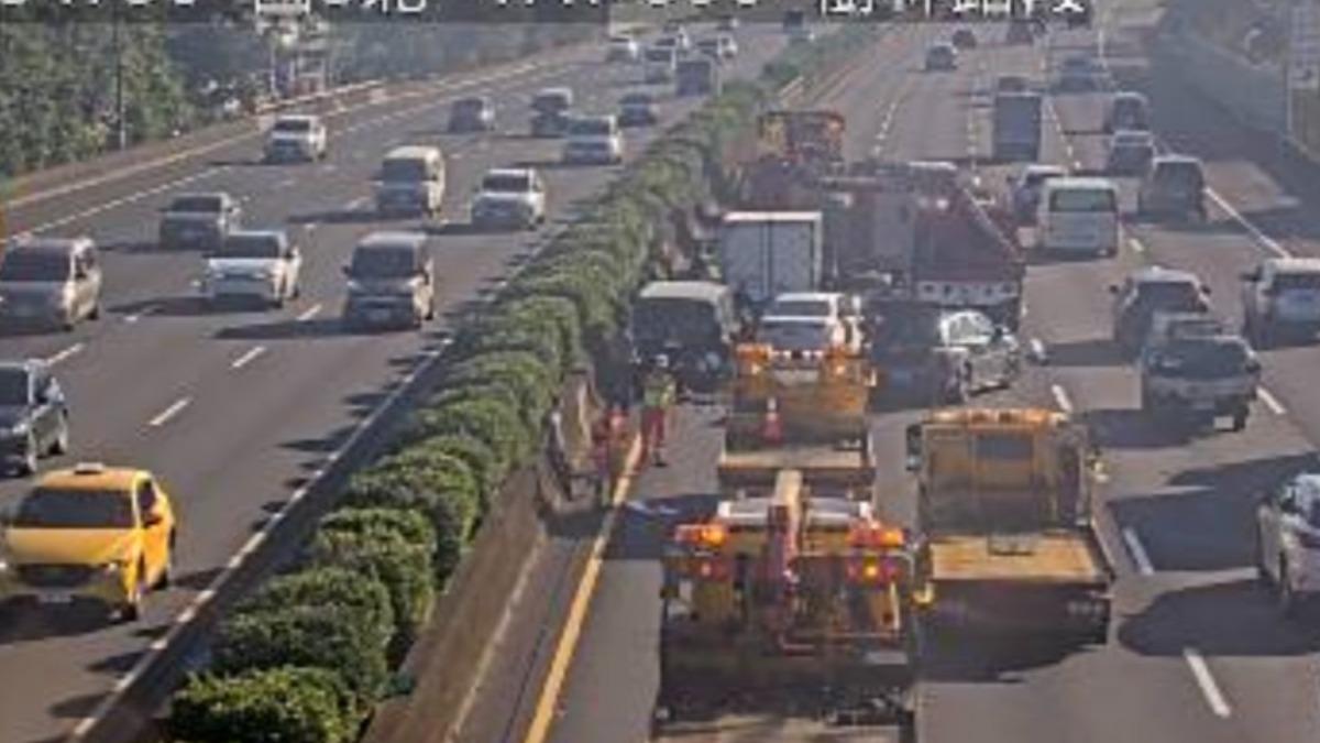 上班車潮回堵。(圖/國道即時路況)