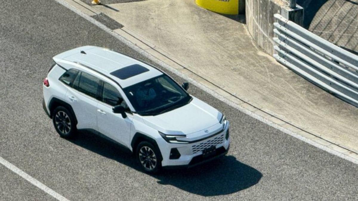 根據經銷端表示,Core車型採前輪驅動,預估綜效馬力229匹,平均油耗約24km/L。(圖/網友授權提供)