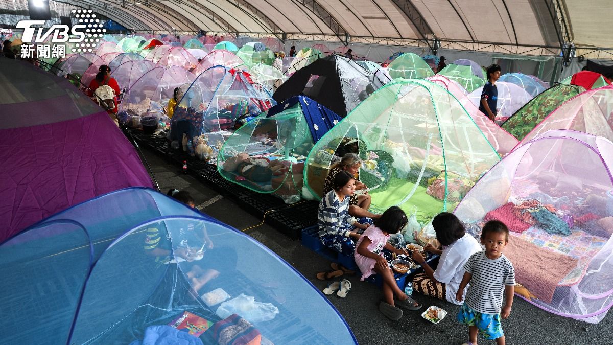 泰國民眾流離失所聚臨時避難所，陸派特使調停泰柬邊境衝突。（圖／達志影像路透社）