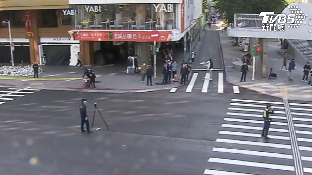 檢警重建張文隨機殺人案，案發後第六天使用3D雷射儀器還原。（圖／TVBS）