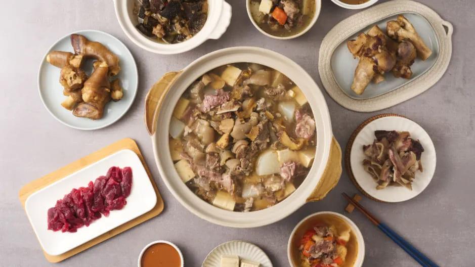 天香羊肉爐由彰化芳苑的宜家畜牧場創立的國產羊肉品牌。（圖／翻攝自天香羊肉爐官網）