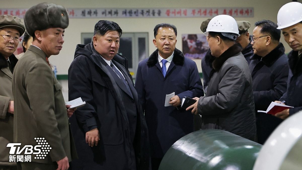 金正恩視察飛彈試射、核潛艦建設 卻批美韓核潛艦計畫加劇緊張