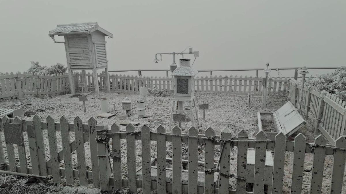 天氣-今天天氣-一週天氣-氣象預報-降雨機率-明天天氣-玉山下雪