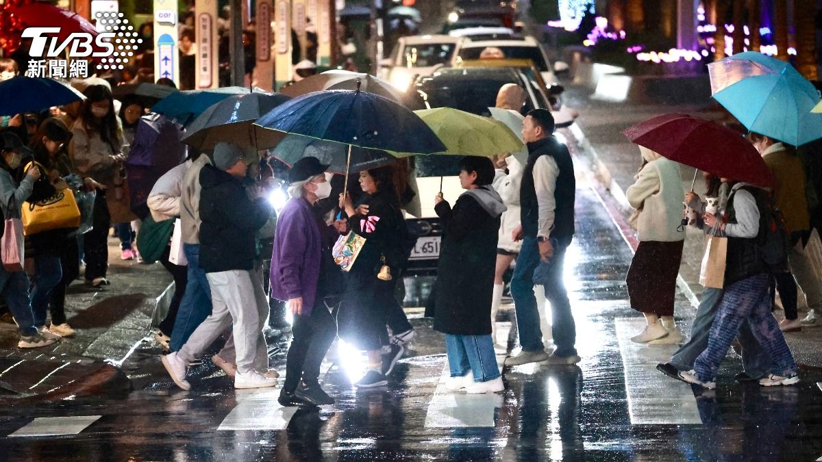 冷颼颼！台北站維持14度↓　鄭明典提醒：實在的大陸冷氣團