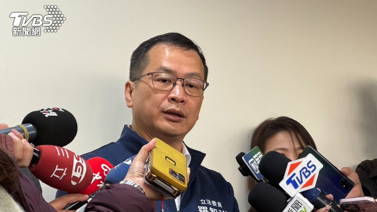國民黨立委羅智強受訪。（圖／陳怡潔攝）