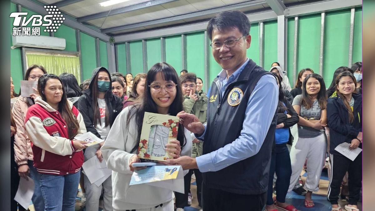移民署與警方攜手宣導反詐騙，提醒移工勿淪為幫兇！(照片移民署提供)
