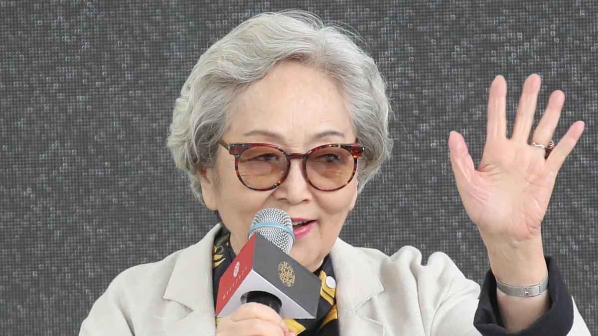 國民奶奶孫子遭酒駕撞癱!照護9年女兒也垮了 她痛喊:真的好恨