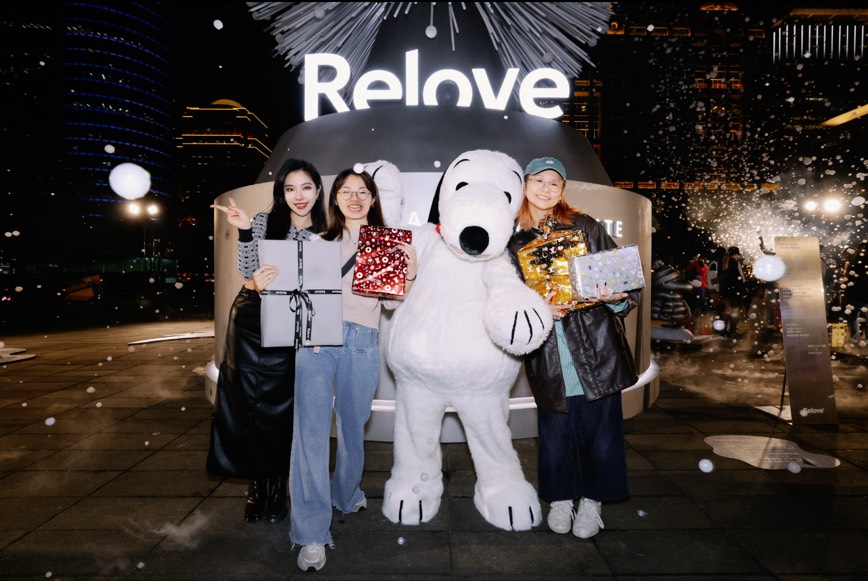 Relove 準備遊戲卡帶、益智桌遊與玩具等互動教具,支持「微光盒子」日常陪伴工作,守護孩子的童心與快樂成長。