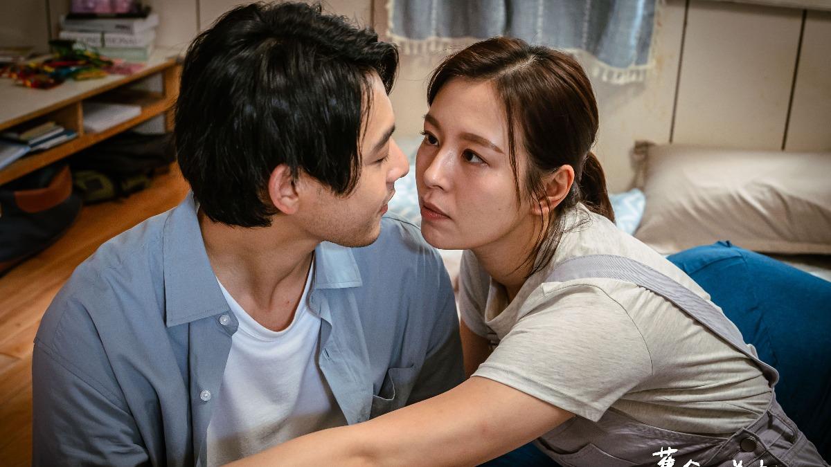 連晨翔、劉品言（右）從青梅竹馬看對眼。（圖／TVBS提供）