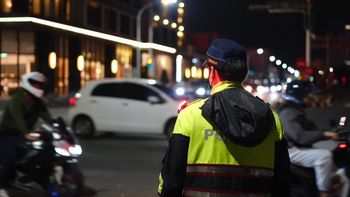 台東跨年晚會預計將湧入破紀錄人潮,警方將擴增人力協助交通疏導。(圖/TVBS)