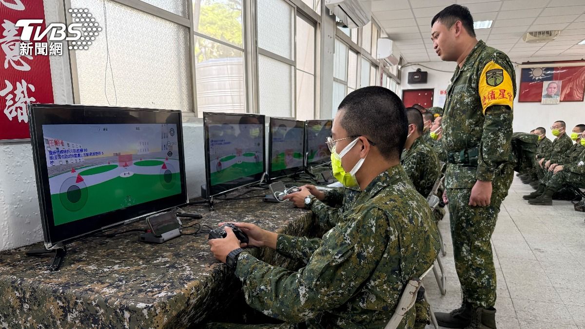 透視新兵無人機「速成班」課程!先從模擬器找「方向感」
