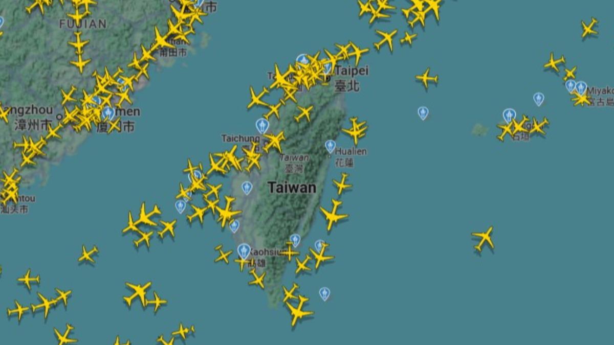 中共解放軍又圍台實彈軍演! 2架共機疑「現蹤台海北部空域」