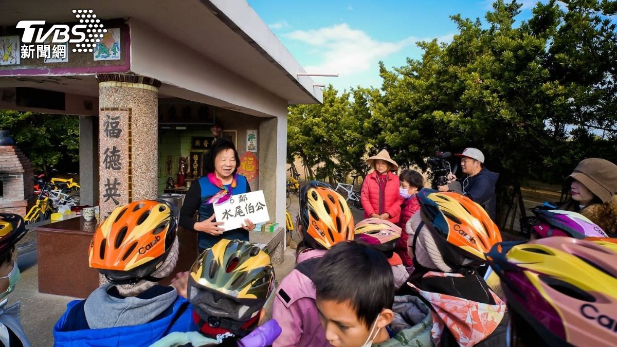桃園新屋區社子國小獲最高等級永久綠旗 R3 認證(圖/桃園市環保局)