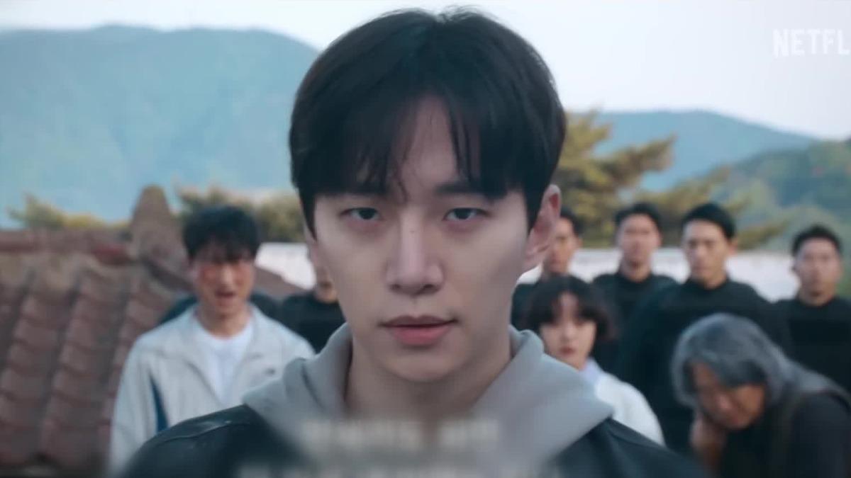 《現金英雄》由李俊昊、金慧峻領銜主演。（圖／翻攝Netflix）