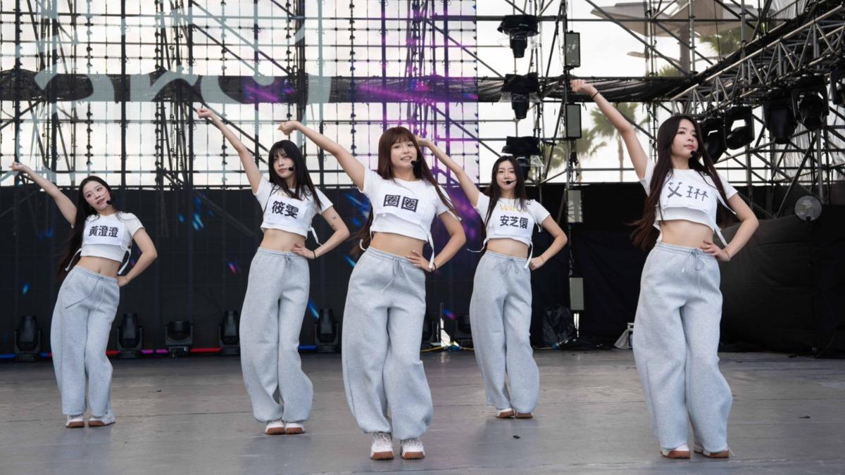 Wing Stars高雄跨年！超強刀群舞應援　「水彈女王」火辣獻唱