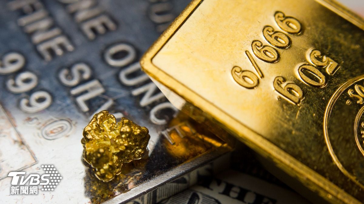 貴金屬大怒神!黃金跌破4350、白銀慘摔近10% 專家吐原因
