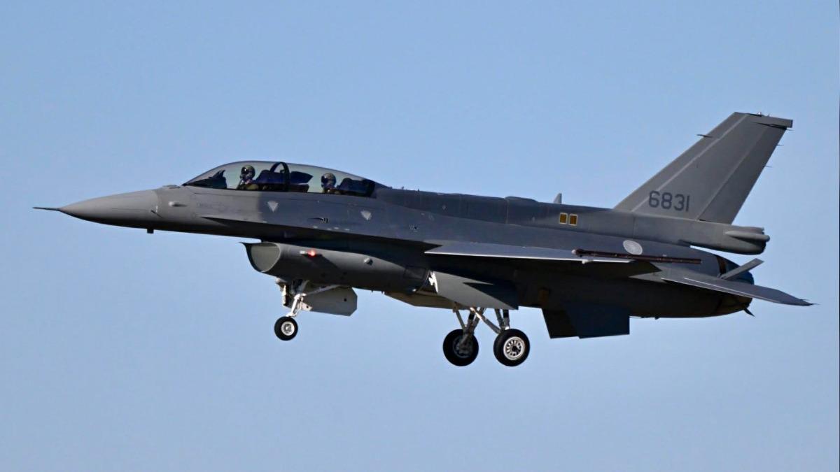 鳳翔專案F-16V BLK70戰機首亮相!在美試飛50分鐘順利落地