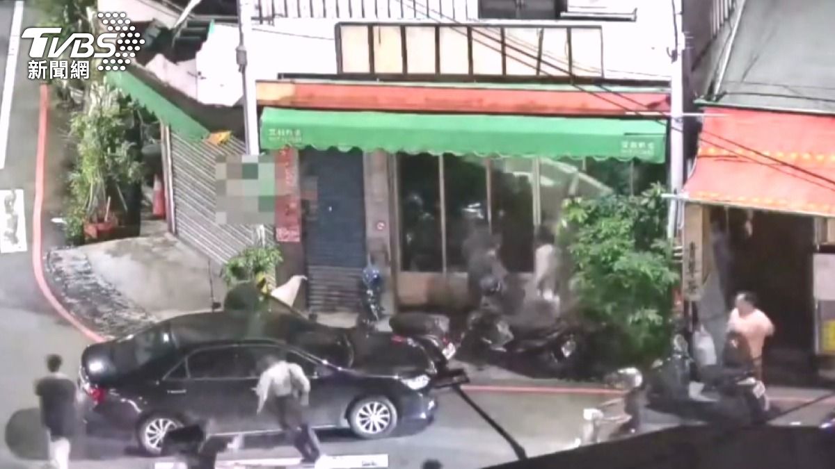 兄弟金紙毒店？ 鄰居覺得怪 警一查是「分裝場」。(圖／民眾提供)