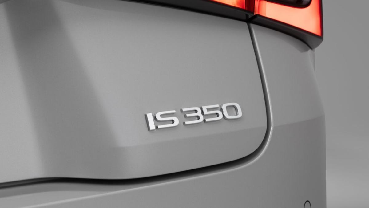 美規改款IS採IS 350單一V6燃油動力。（圖／Lexus提供）