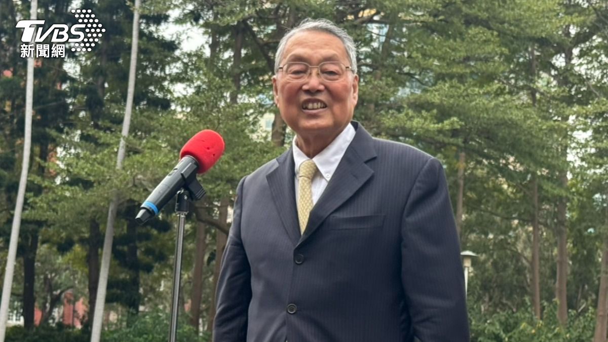 少子化怎解?施振榮曝「碩士兒也全職顧嬰」:最好移工也幫育嬰