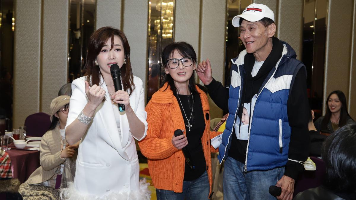 女神驚爆血染機艙!劉倩妏《空姐復仇記》跪到膝蓋流血 合體廖家儀、何妤玟