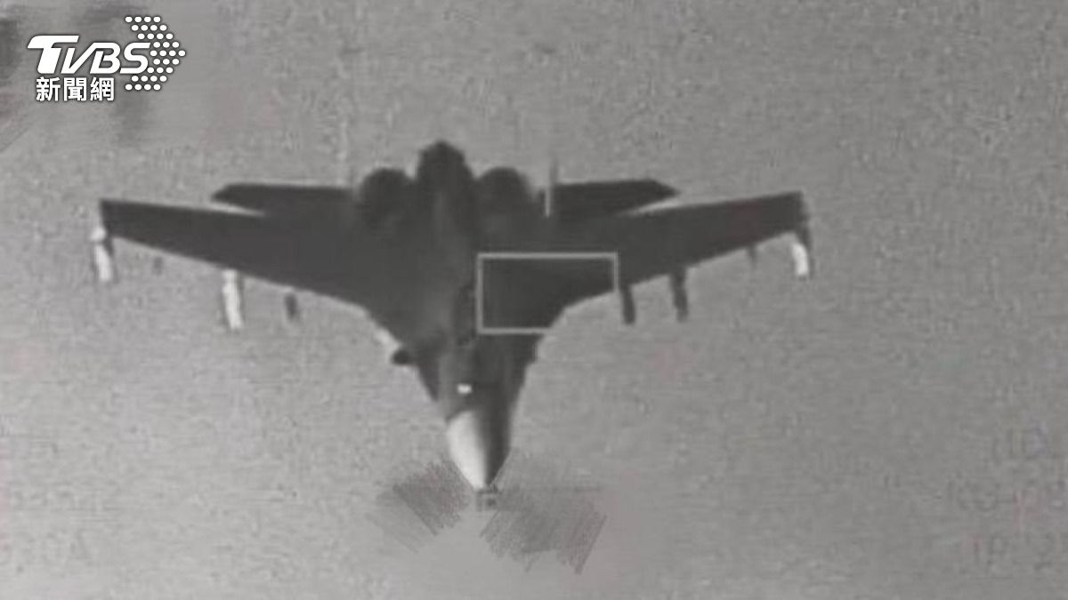共軍突大動作22機艦圍台「戰備警巡」 出手時機點敏感