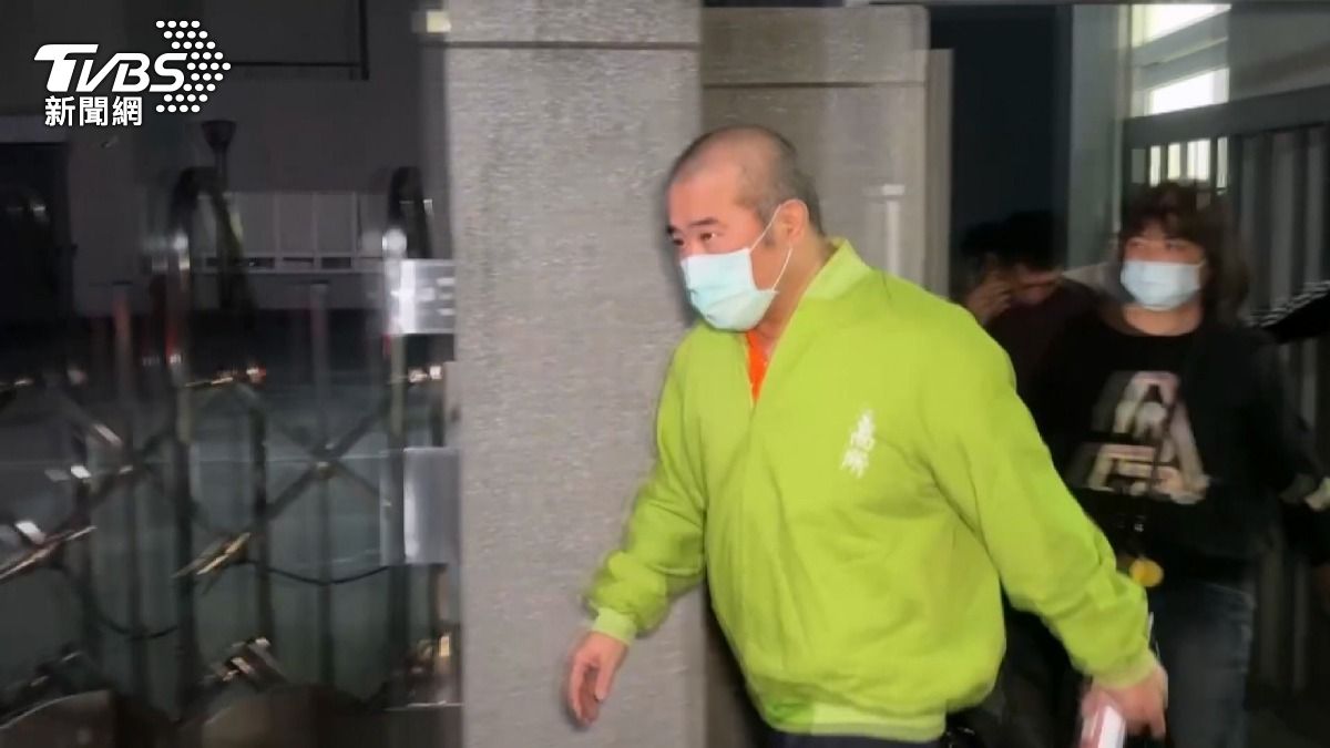 雨刷蔡政宜涉洗錢案　3千萬交保　須戴電子腳環。(圖／TVBS)