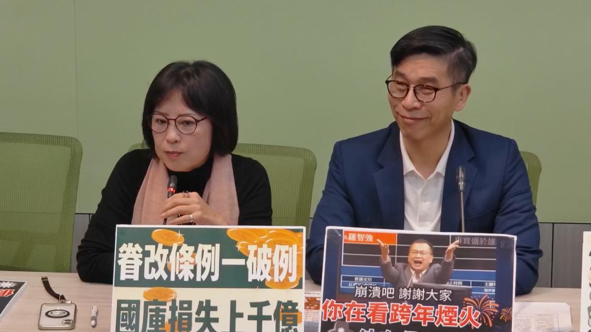 柯建銘才點頭!柯文哲要見立院各委員會 綠委婉拒:見黨團就好
