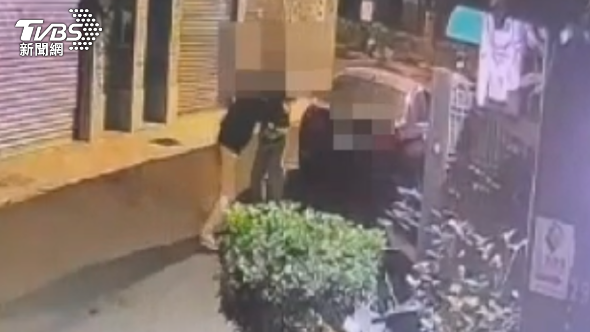 台南爆持刀攻擊！60歲男遭熟人瘋砍濺血　警：疑工程糾紛