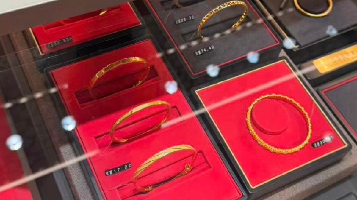 36g金手鐲「一晚暴跌6,869元」！陸店員震驚：第一次見