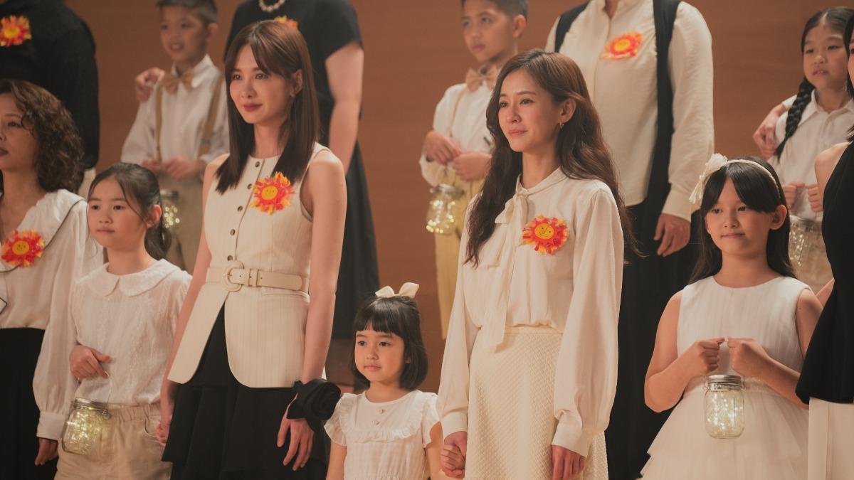 《陽光女子合唱團》迅速在社群平台掀起「眼淚災情回報潮」。(圖/壹壹喜喜提供)
