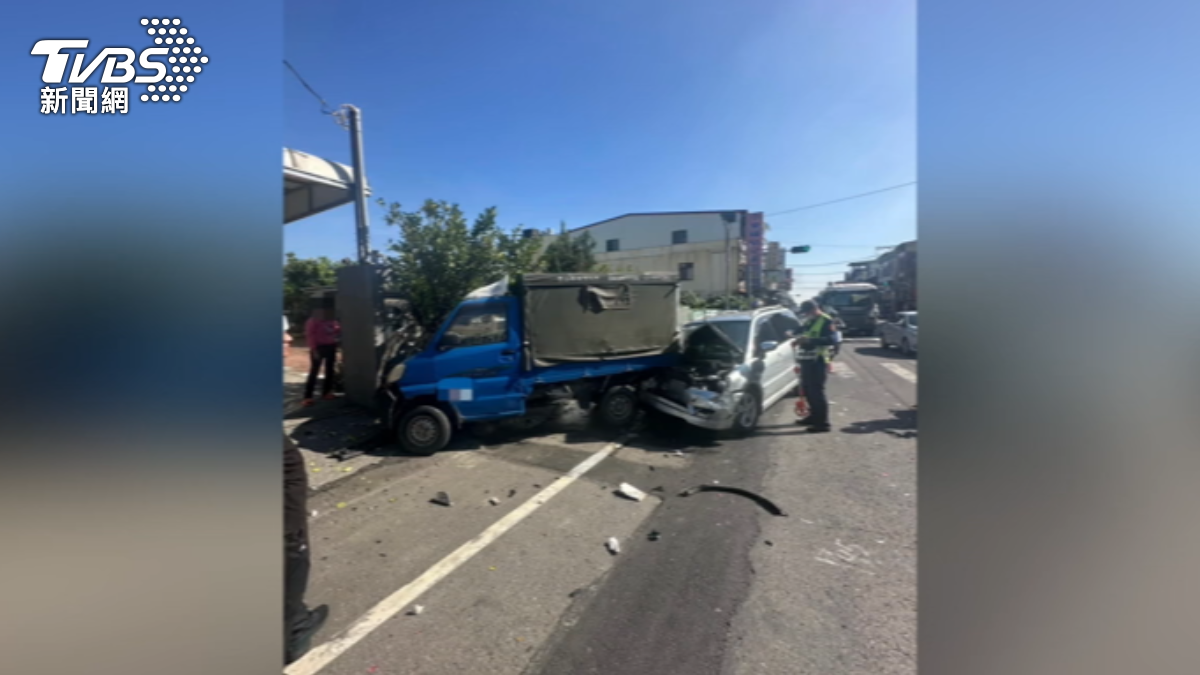 65歲駕駛擦撞女騎士導致死亡後未停車,700公尺三連撞後才停下。(圖/TVBS)