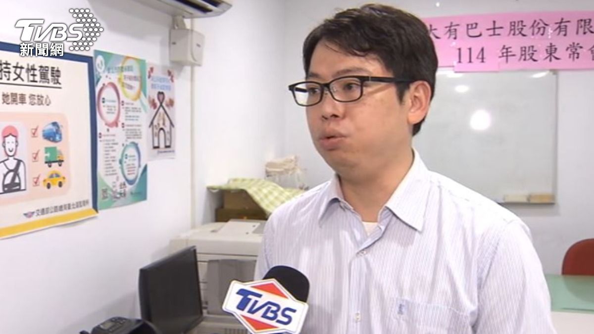大有巴士經理蕭先生。(圖/TVBS)