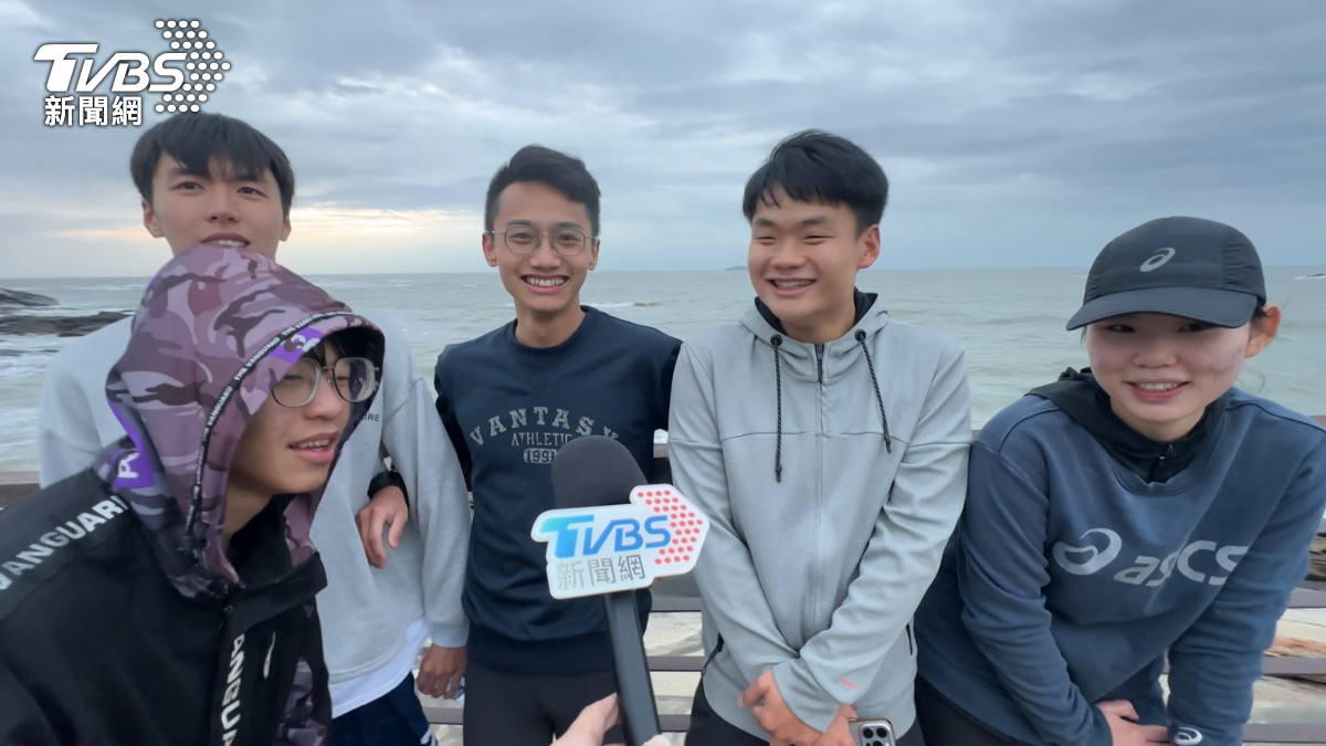 新年先衝一波！金大學生跑18公里追元旦曙光兼練馬拉松