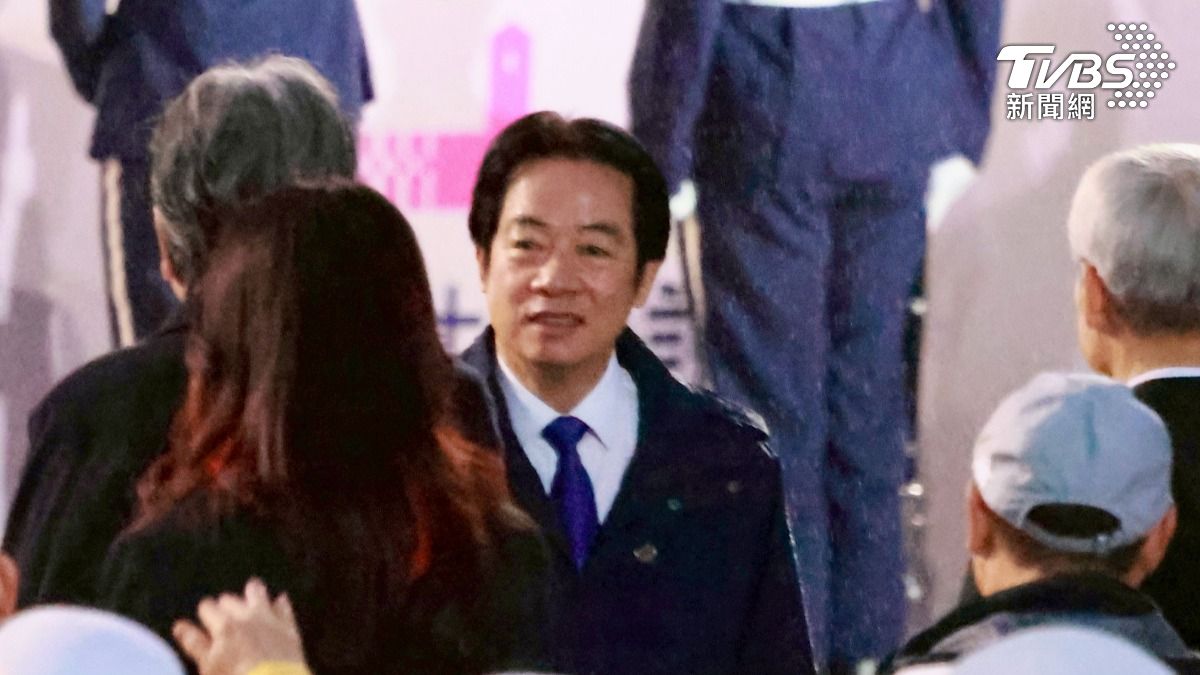總統賴清德出席2026年元旦總統府前升旗。（圖/潘建樺攝）