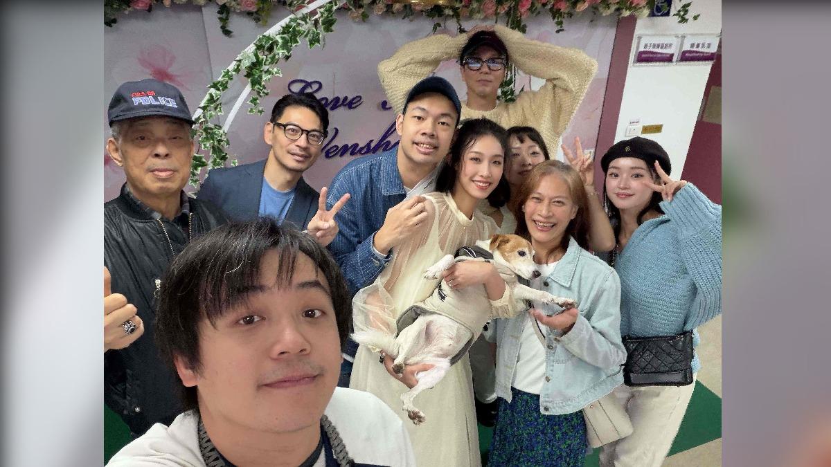陳大天和劉樸結婚,阿KEN是證婚人。(圖/伊林娛樂提供)