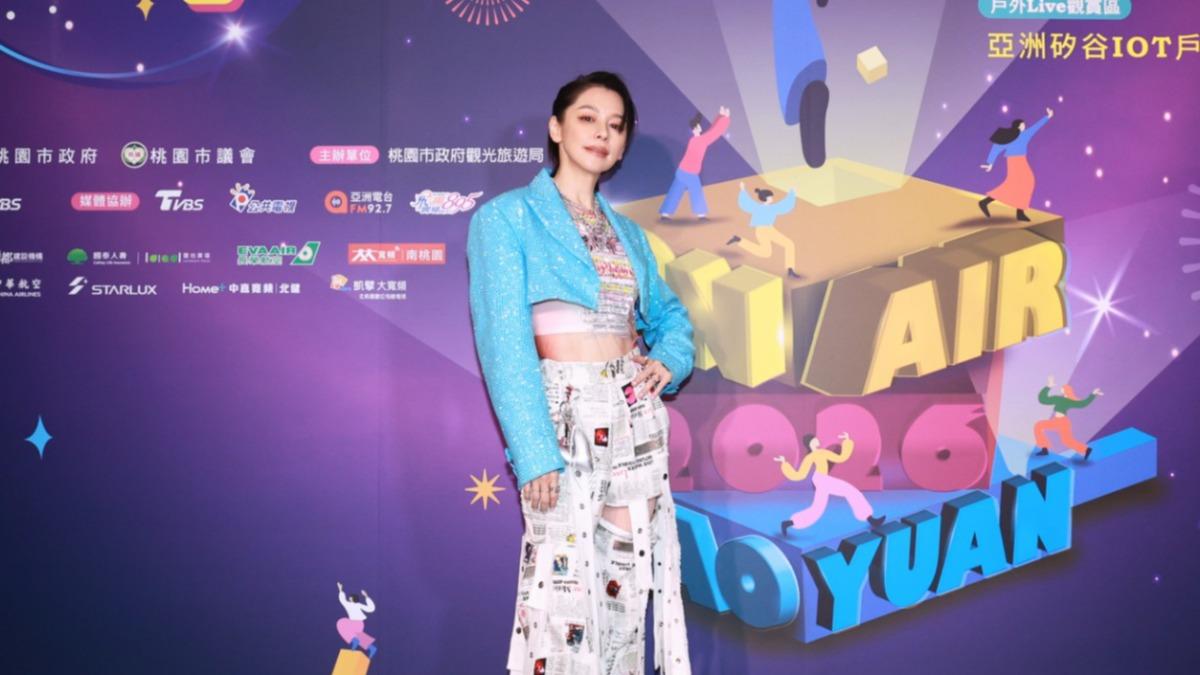徐若瑄洗澡一半！牆壁水柱炸出　肋骨險斷現況曝光