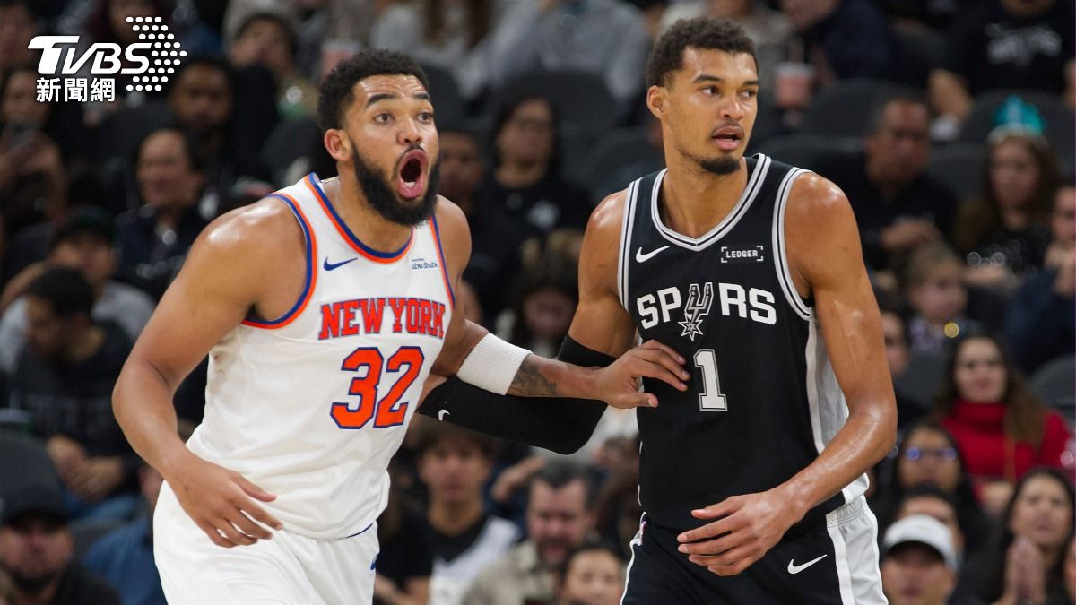 溫班亞馬（右）左膝受傷。 （圖／達志影像美聯社）