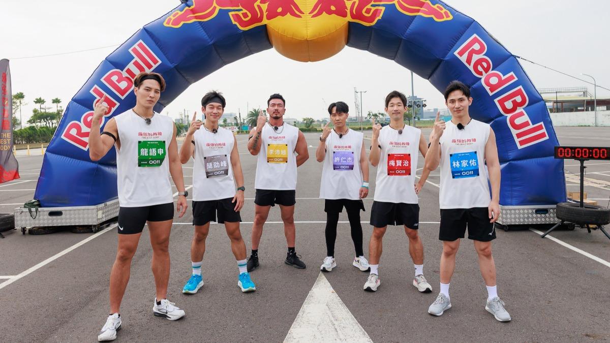 龍語申(左起)、簡劭峰、李沛旭、許仁杰、梅賢治、林家佑齊聚一堂。(圖/好看娛樂提供)