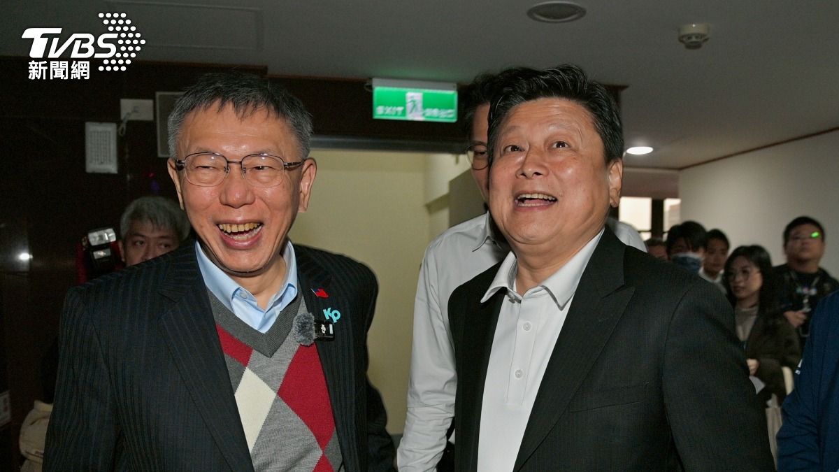 柯文哲(左)到國民黨立院黨團拜會。(圖/胡瑞麒攝)