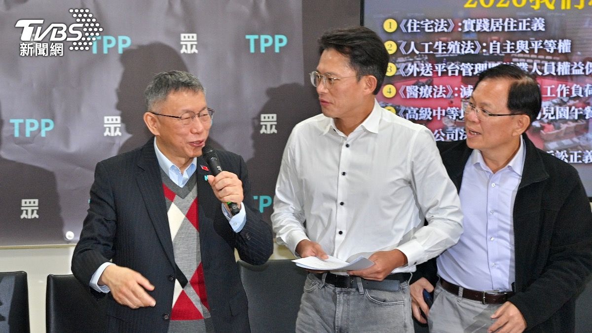 柯文哲今出席民眾黨團記者會。(圖/胡瑞麒攝)