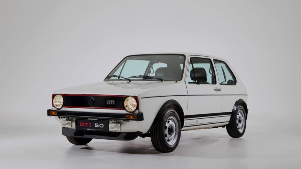 初代Golf GTI於1976年問世,開創性能鋼砲車款的新篇章。(圖/Volkswagen提供)