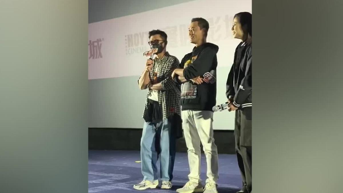 古天樂戴口罩現身電影宣傳。(圖/翻攝微博)