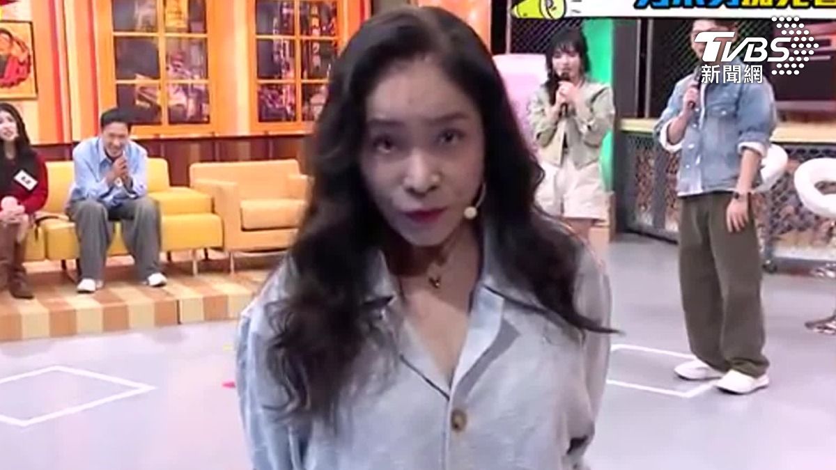 李亞萍久違現身綜藝節目錄影,開槓丈夫余天。(圖/TVBS)