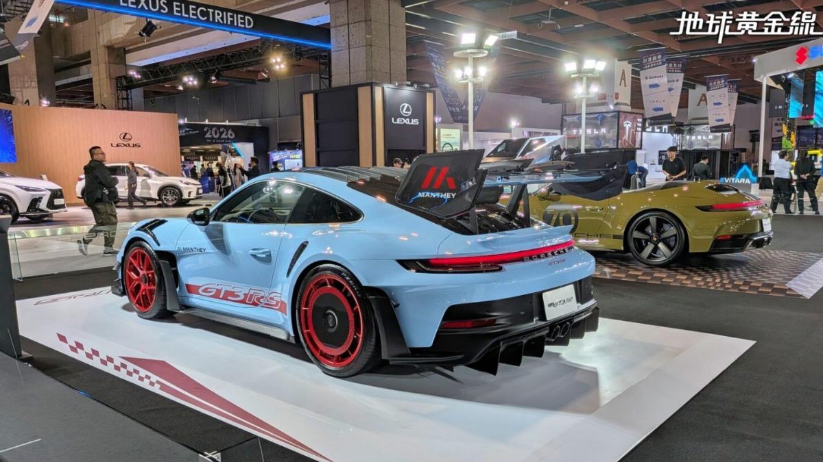 本屆台北車展超跑品牌全數缺席,只剩Porsche熱血撐場。(圖/地球黃金線)