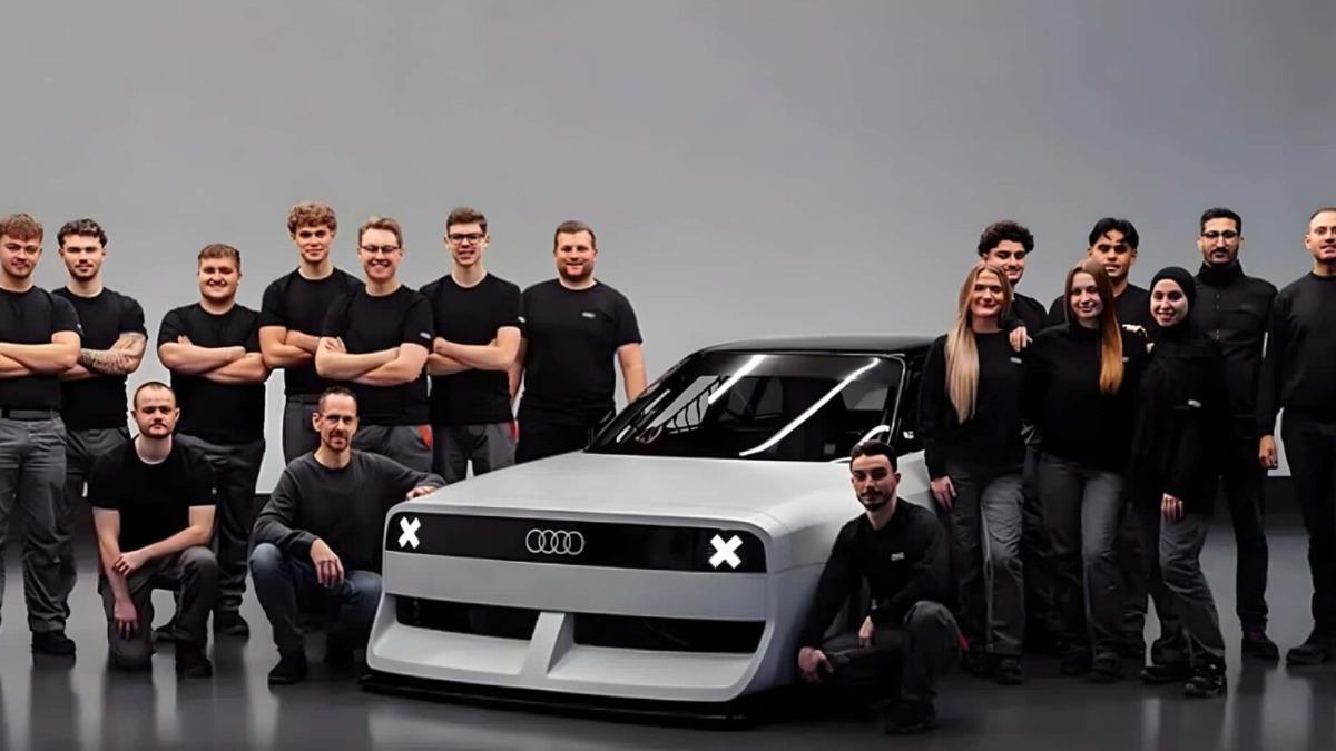 Audi GT50概念車由德國Neckarsulm總部的14位年輕學徒，基於RS3親手重新打造。（圖／Audi）