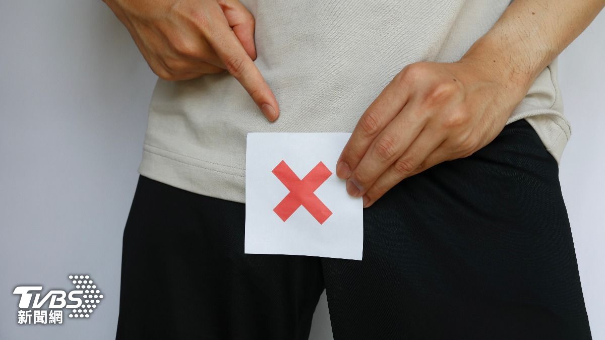 染菜花想看清楚…病患「做了這事」結果超後悔 醫驚:冒整排小花朵