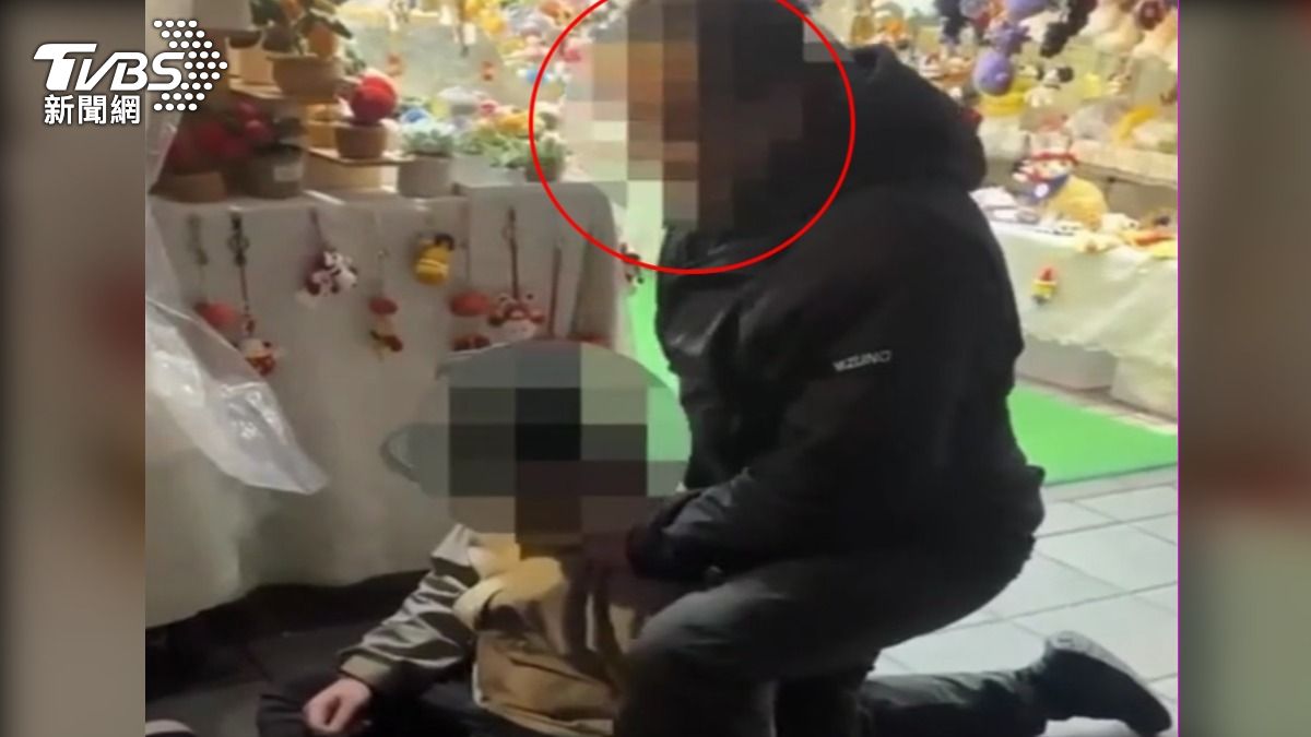 捷運警察隊趙姓小隊長曾任職特勤、婦幼隊,休假期間至少抓三起偷拍案件。(圖/TVBS)