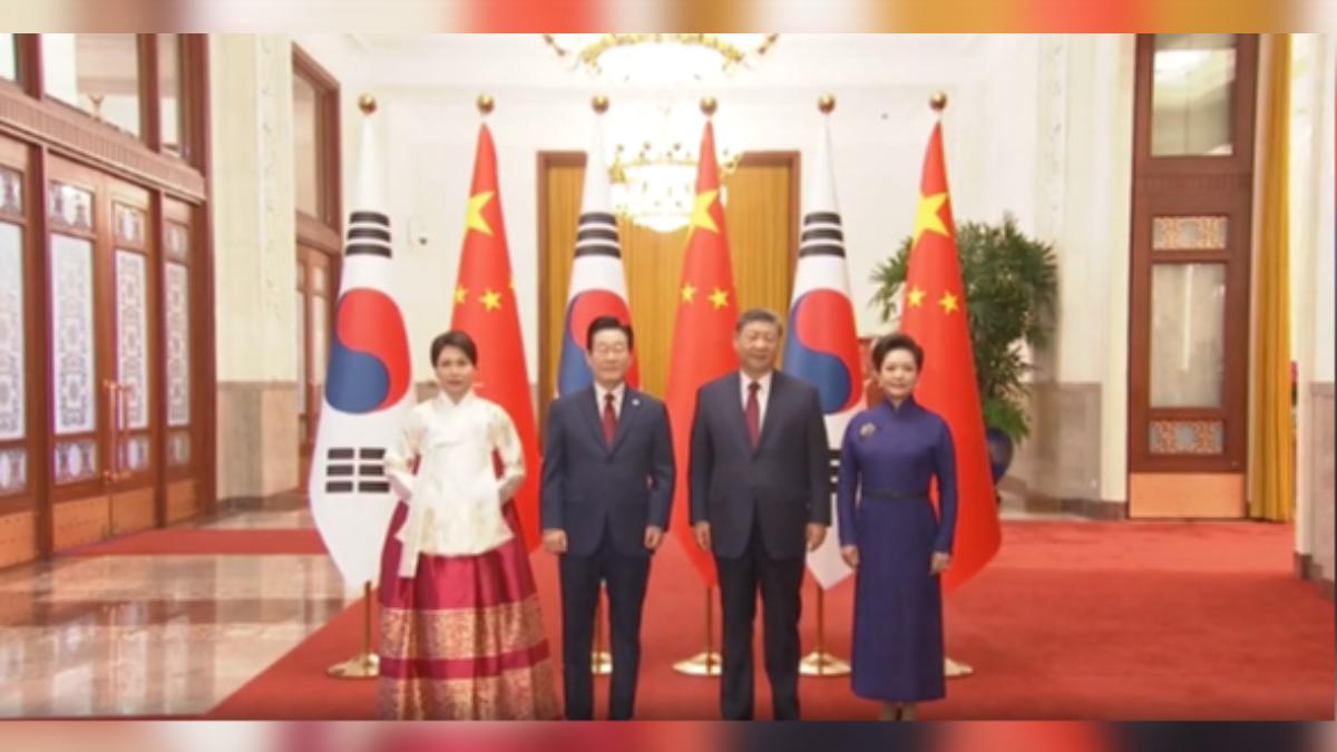 大陸國家主席習近平會晤南韓總統李在明,強調中國和韓國曾並肩抗擊日本軍國主義,應堅定站在歷史正確的一邊。(圖/CCTV+)